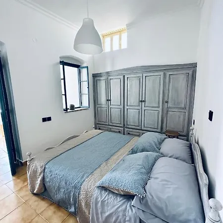 Evangelia アパート *